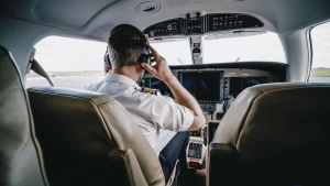 Les différences entre un jet privé et un avion privé